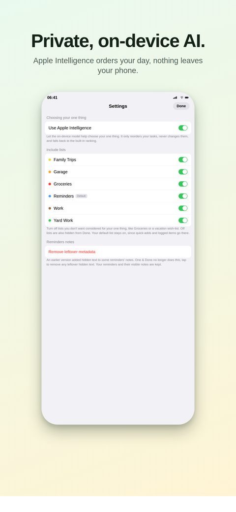 Settings screen with Apple Intelligence and list toggles.